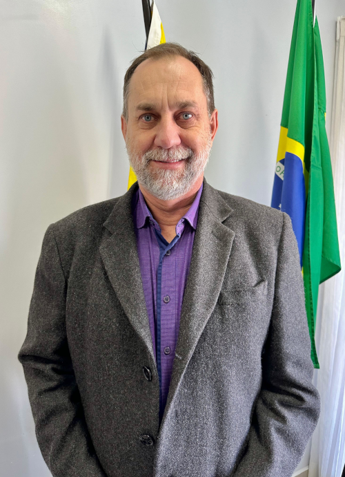 Foto da Chefe do NRE de Francisco Beltrão, Paulo Henrique Schwalm