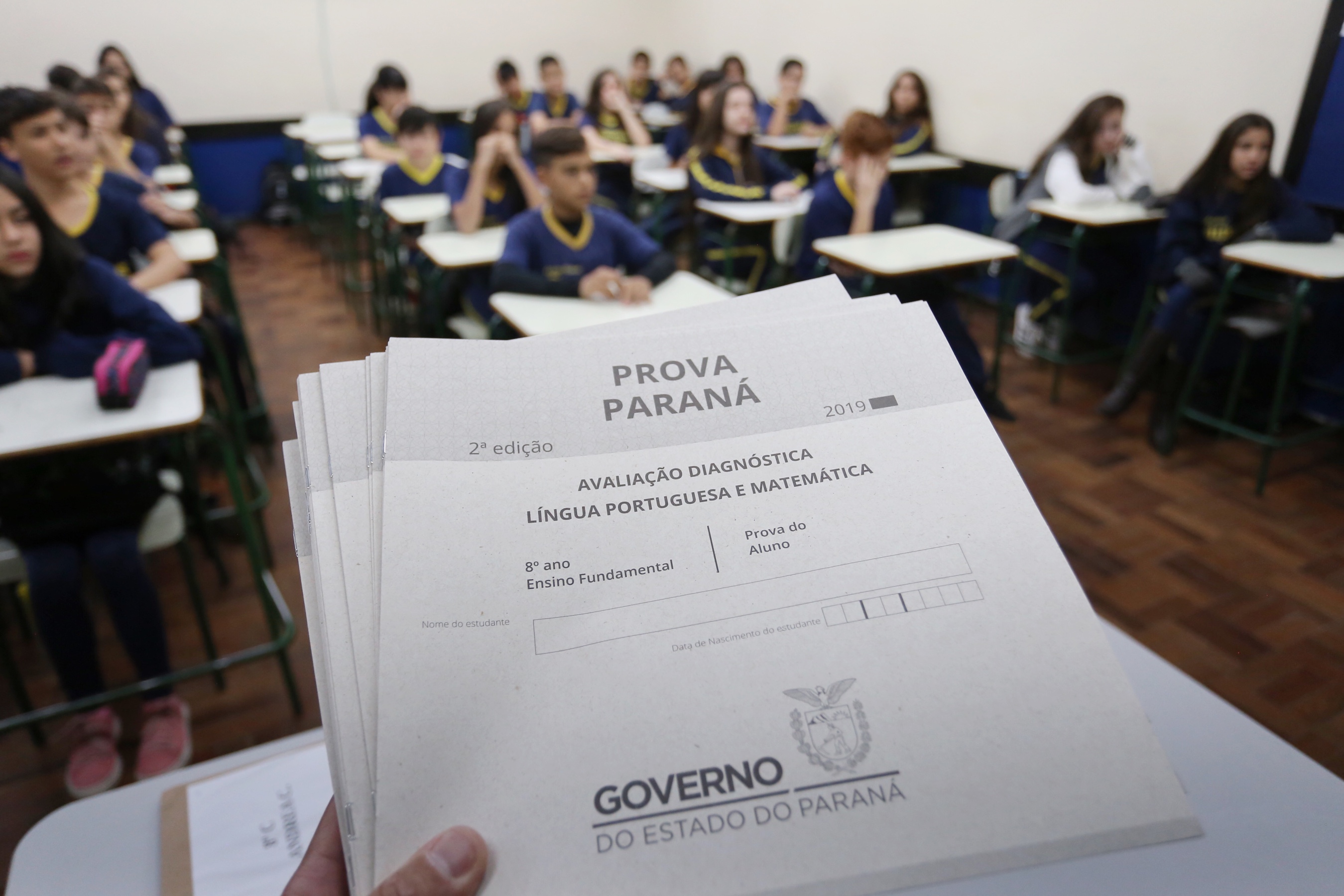 A prova terá 44 questões (22 de língua portuguesa e 22 de matemática) para os 5º e 6º anos, e 52 questões para as demais séries, tanto para o Ensino Fundamental quanto o Médio.