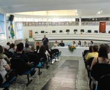 Cerimônia de entrega aconteceu na Câmara de Vereadores de Quedas do Iguaçu.