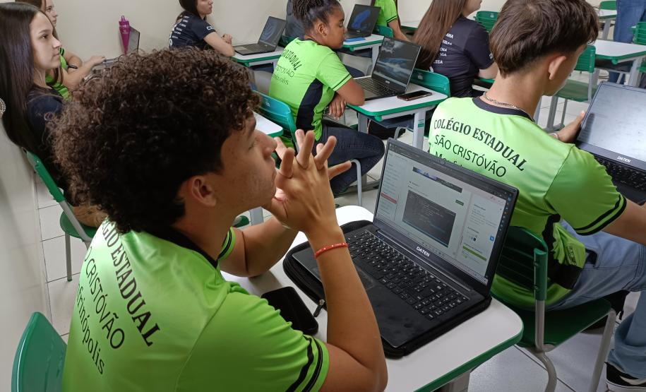 Reunião do programa Talento Tech em Manfrinópolis.
